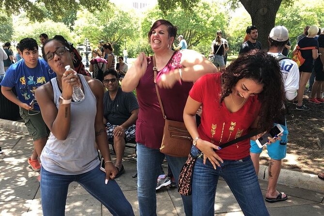 Scavenger Hunt in Milwaukee by Wacky Walks - Key Points