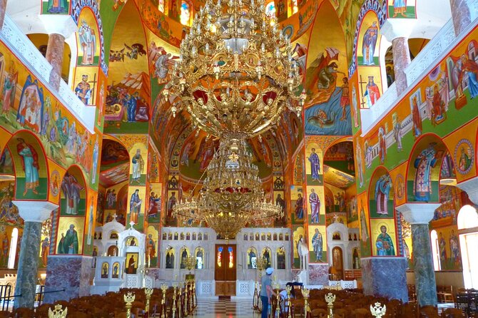 Scenery of Kefalonia Private Tour - The Guide’s Expertise and Friendly Approach