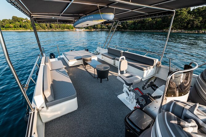 Scenic Boat Rides in Rovinj Sunset and Dolphin Tours - Why This Rovinj Boat Tour Offers Good Value