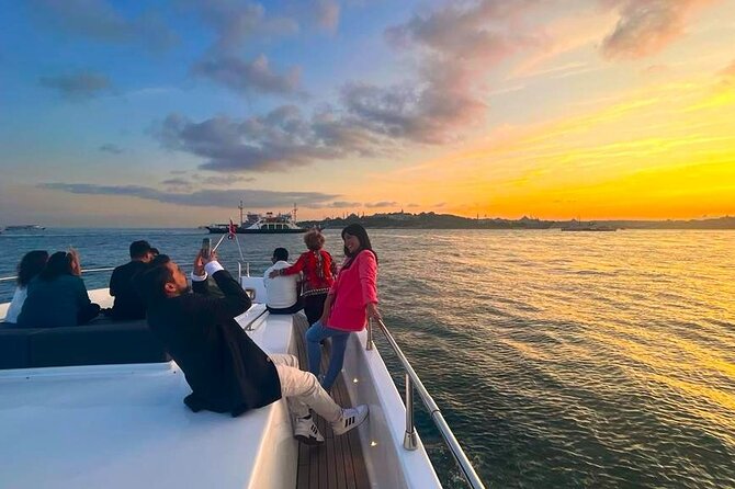 Scenic Bosphorus Sunset Cruise  2.5 Hours of Luxury & Views - Departing from Do Kabata Deniz Otobüsü Skelesi in Beyolu