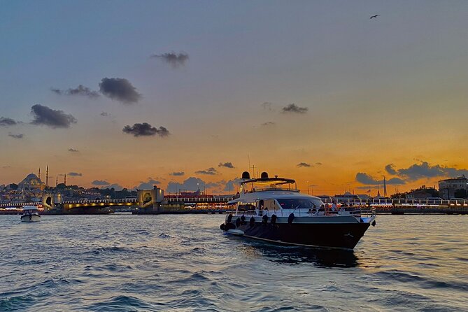 Scenic Bosphorus Sunset Cruise  2.5 Hours of Luxury & Views - Pacing, Group Size, and Overall Atmosphere