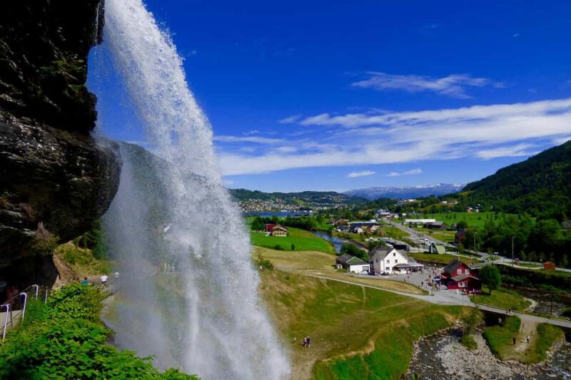 Scenic Hardanger Fjord with Waterfalls, Farm Garden & Lunch - Exploring Norheimsund and Its Waterfront