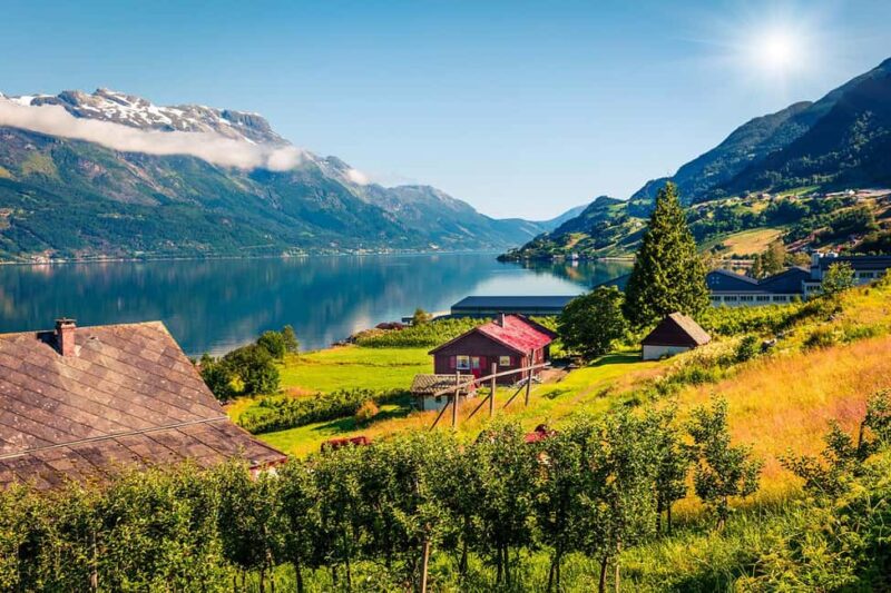 Scenic Hardanger Fjord with Waterfalls, Farm Garden & Lunch - Lunch at Berge Farm & Garden