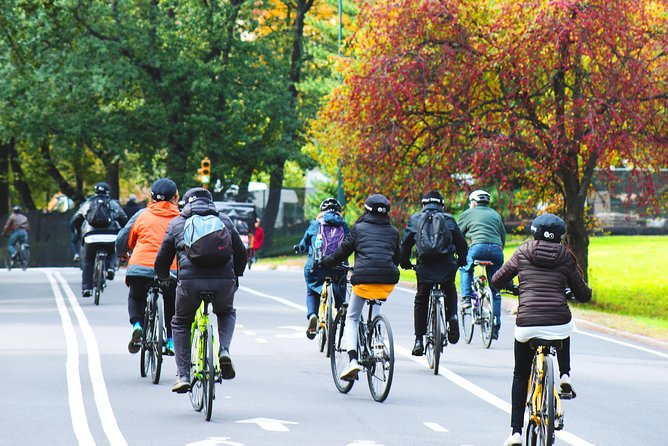 Scenic Manhattan Highlights Bike Tour (English or German) - Cross the Brooklyn Bridge and Experience Iconic Architecture