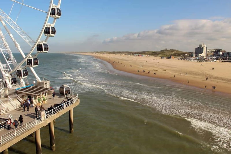 Scheveningen: Guided Walking Tour - Visiting the Long Sandy Beach and Esplanade