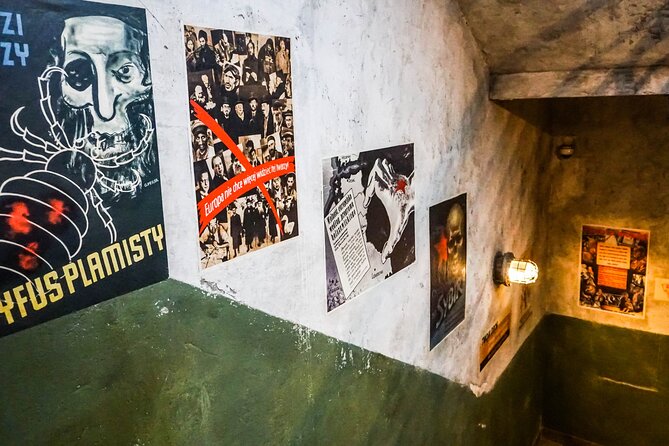 Schindler's Factory -Guided Tour - Challenges: Crowds and Guide Pace