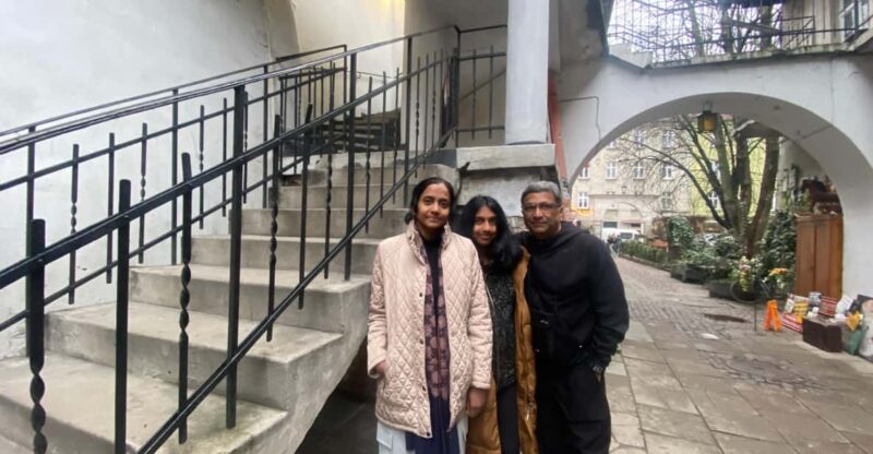 Schindler's List Movie Tour: Historic Sites & Film Location - "Schindlers List" Tour in Krakow – A Moving Journey Through Film and History