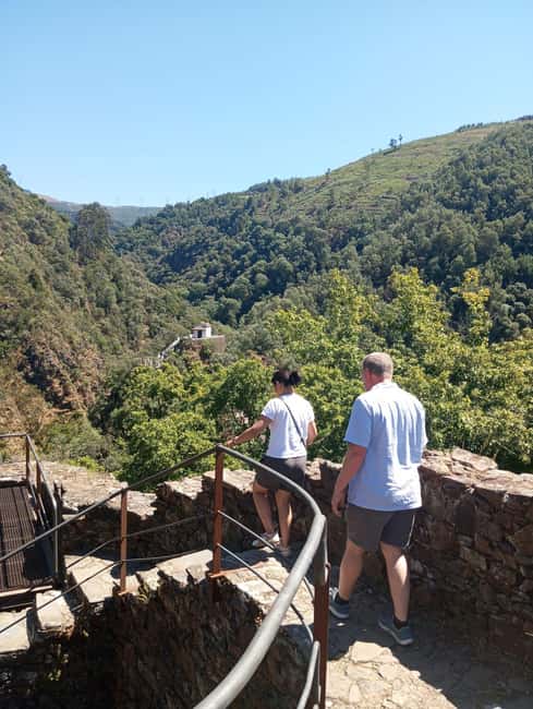 Schist Villages and medieval castles tour - Discover the Charm of Portugal’s Schist Villages