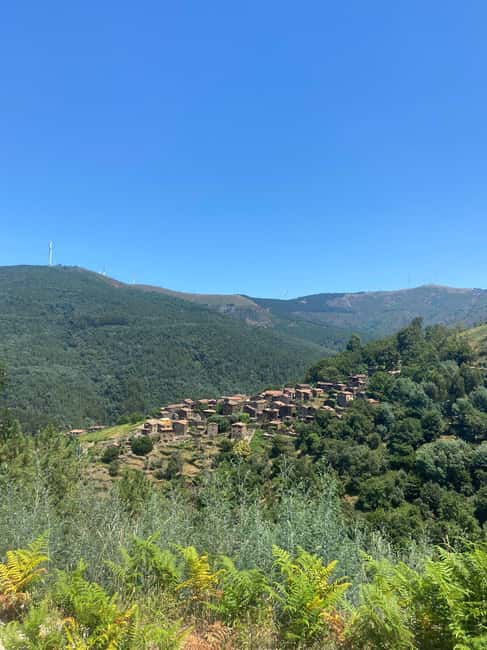 Schist Villages and medieval castles tour - Relaxing in Natural Surroundings and Swimming in the River