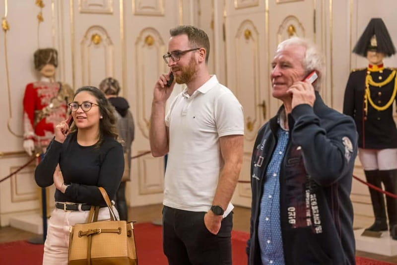 Schönbrunn Palace: Exclusive Ticket after the opening hours - Enhancing the Experience with Audio Guides