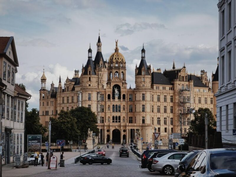 Schwerin: Private Guided Walking Tour - Discover Schwerins Historic Charm in a Private Guided Tour