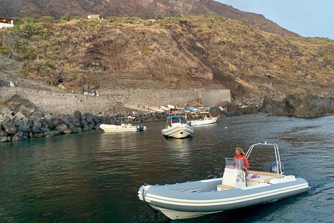 Sciara del Fuoco from the sea with an aperitivo to Ginostra, boat tour - Logistics: Meeting Point and Tour Pacing