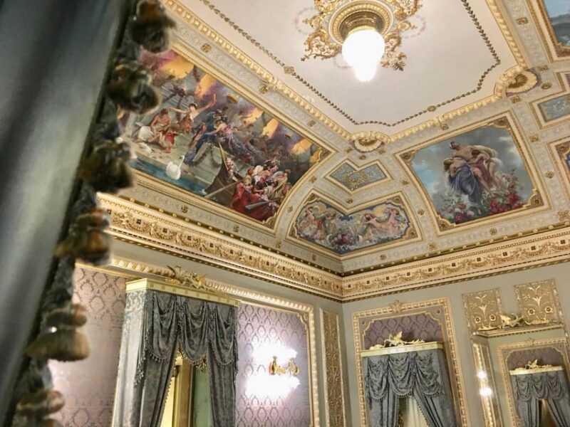 Scicli - Bonelli Patané Palace: exclusive private tour - Starting Point at Piazza Italia and Easy Access to the Palace