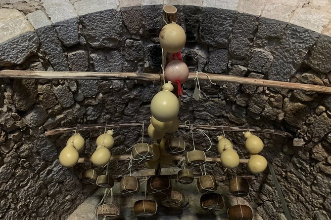 Scoprire la Vera Tintilia del Molise, Autentico ed Eccellenso - The Expertise of Livio, Emilia, and Giuseppe