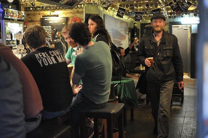 Scotch Tour Edinburgh with a Local Expert: Private & 100% Personalized - Sampling Scotch in an Oldest Pubs Like Sheep Heid Inn