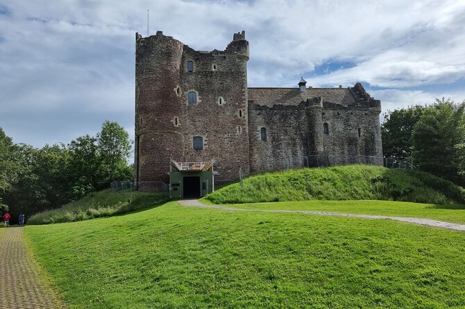 Scottish Castles & Whisky Tour - Whisky Tasting at Scotland’s Oldest Working Distillery