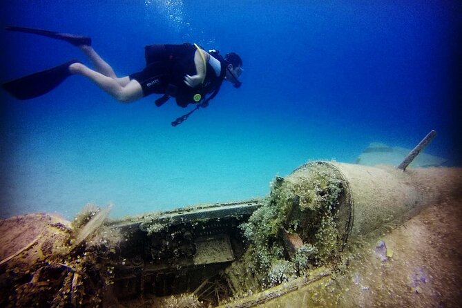 Scuba Diving in MIG-21 wreck - Reviews: Praising Professional Guides and Stunning Visibility