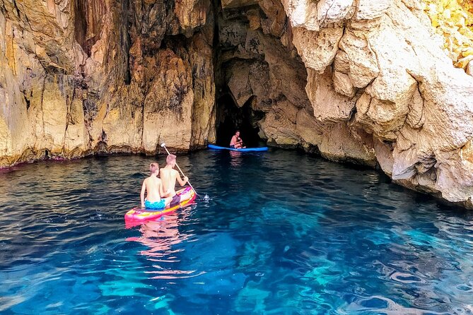 Sea Caves Snorkeling and Beaches Paddle Boarding Tour - Drinks and Refreshments Onboard