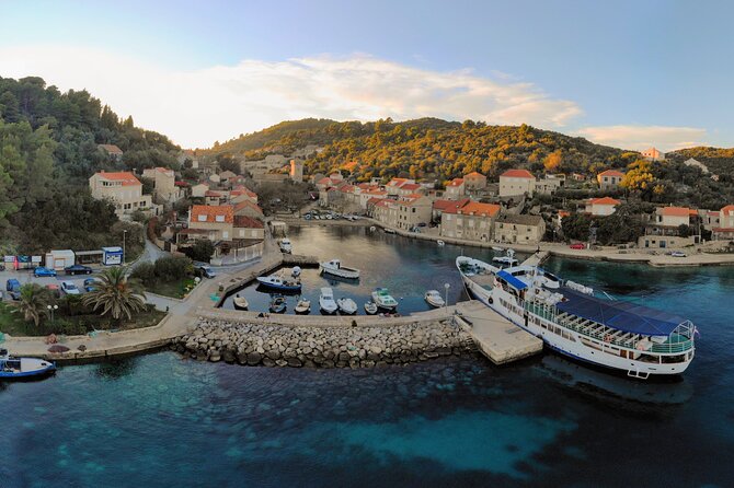 Sea Kayaking and Snorkeling to Green Cave on Sipan island from Lopud - Key Points