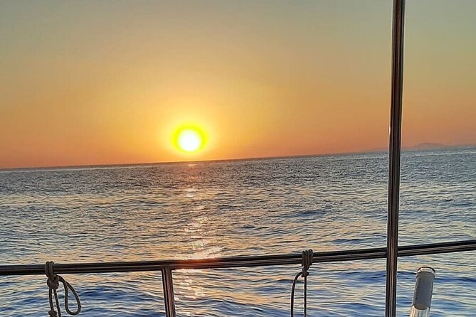 Sea Sunset Tour in the Bay of Naousa - Paros - Discover the Charm of the Sea Sunset Tour in Paros