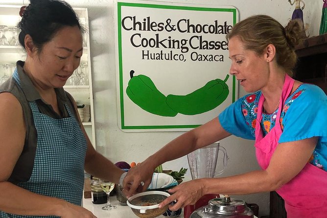 Seafood Cooking Class - Experience Environment and Comfort