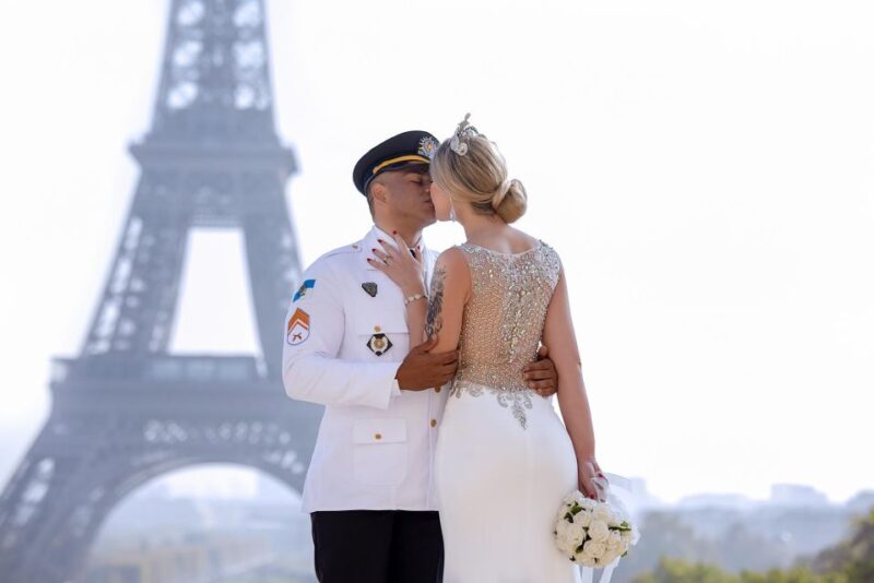 Seance photo exclusive a Paris avec un professionnel - Comparison with Similar Experiences