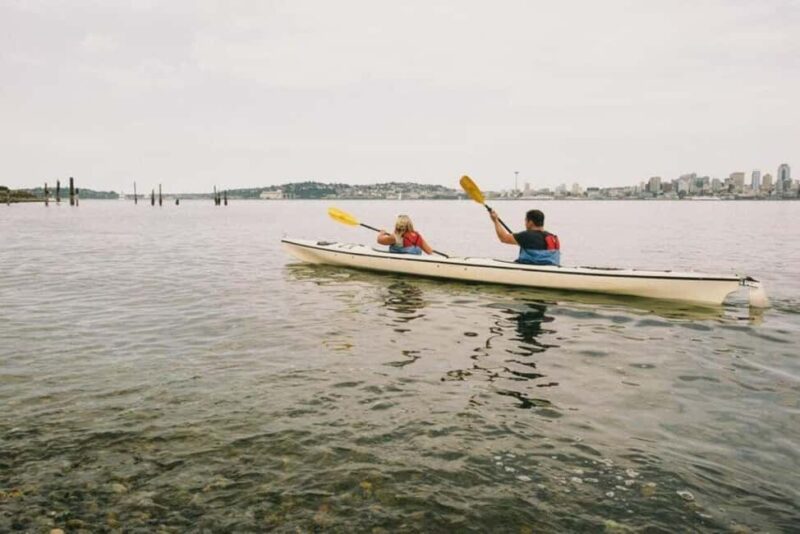 Seattle: Alki Lighthouse Sea Kayak Tour - Key Points