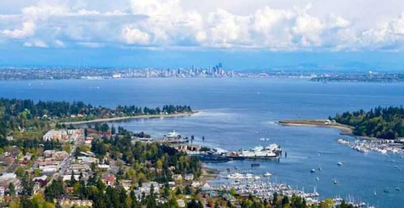 Seattle: Bainbridge Island E-Bike Tour - Returning on the Ferry with Scenic Sights