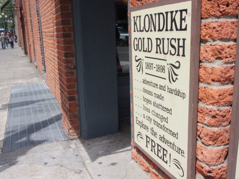 Seattle: City Highlights Tour - Views of Lake Washington and Mercer Island