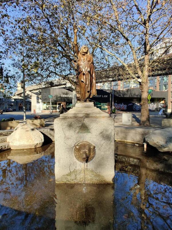 Seattle: City's Longest Historic & Cultural Walking Tour - Physical Requirements and Accessibility