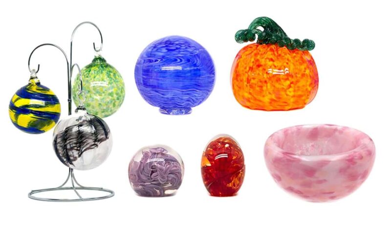 Seattle: Glassblowing Workshop  Create Your Own Art - Key Points