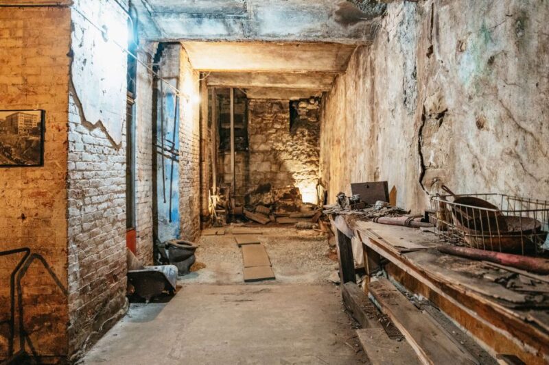 Seattle: Guided Underground Walking Tour - The Experience Within the Passageways