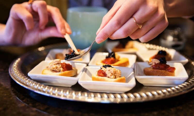 Seattle: Pike Place Market Guided Foodie Tour - Flexibility with Booking and Cancellations