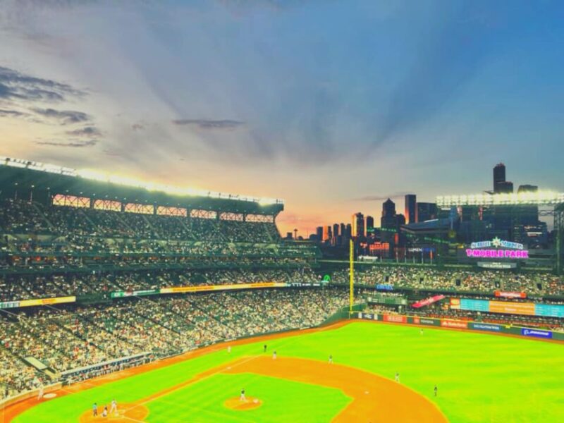 Seattle: Seattle Mariners Baseball Game at T-Mobile Park - Catch the Excitement of a Major League Baseball Game at T-Mobile Park