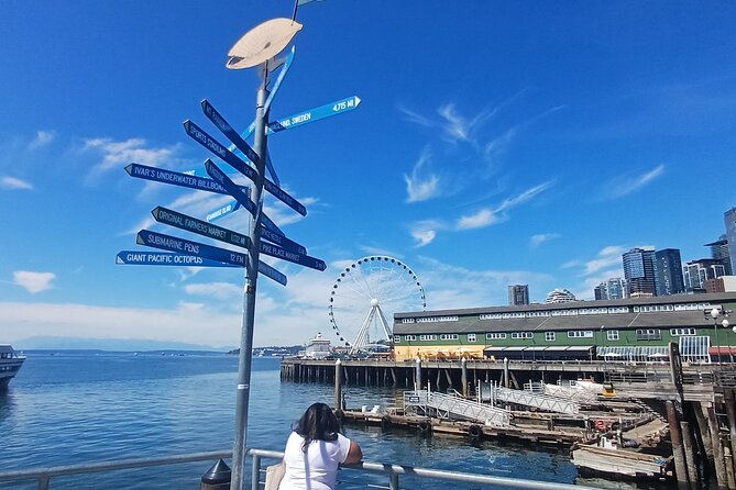 Seattle Sightseeing ScooTour - Overwater Hotel and The Beatles Legendary Story