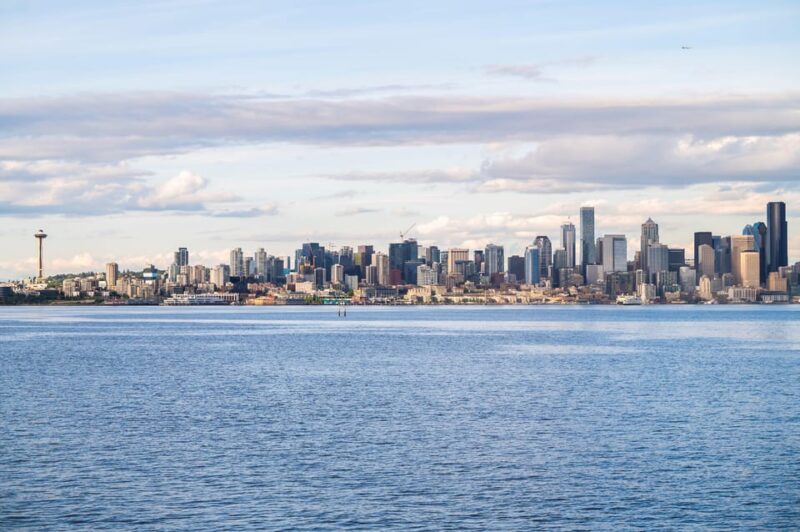 Seattle: Summer Views Cruise - Enjoy Spectacular Summer Sunset Views on a 1.5-Hour Cruise in Seattle