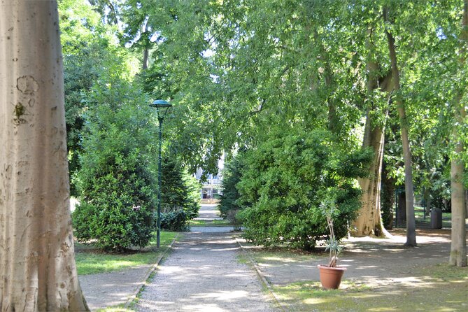 Secret Gardens of Venice Walking Tour - Practical Access and Group Size Advantages