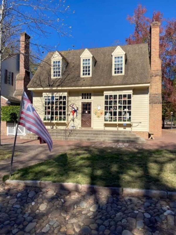 Secret Lives of Colonial Women - The Lives of Midwives and Healers