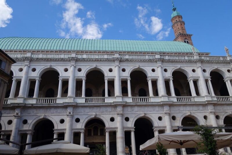 Secret Vicenza walking tour - Discovering the Architectural Secrets of Vicenza’s Squares