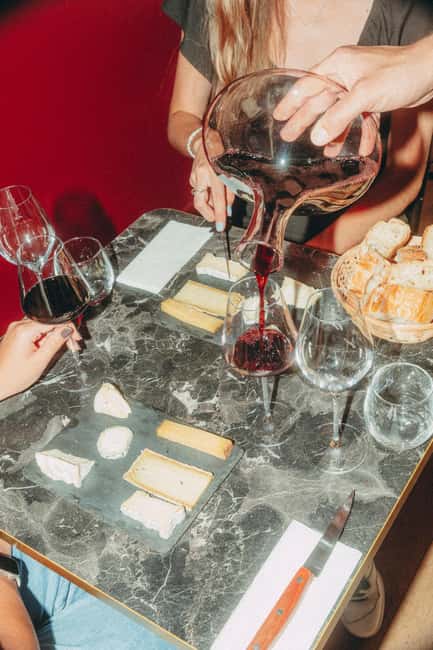 Secret wine door - French wine & Champagne & cheese tasting - Key Points