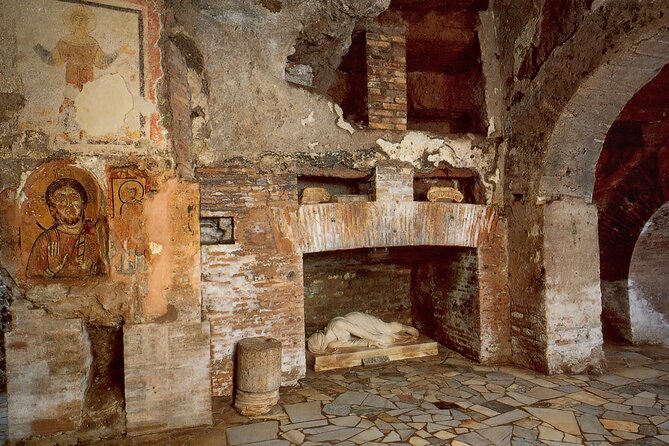 Secrets Beneath Rome: Capuchin Crypt and Catacombs Tour - Expert Guides and Engaging Commentary