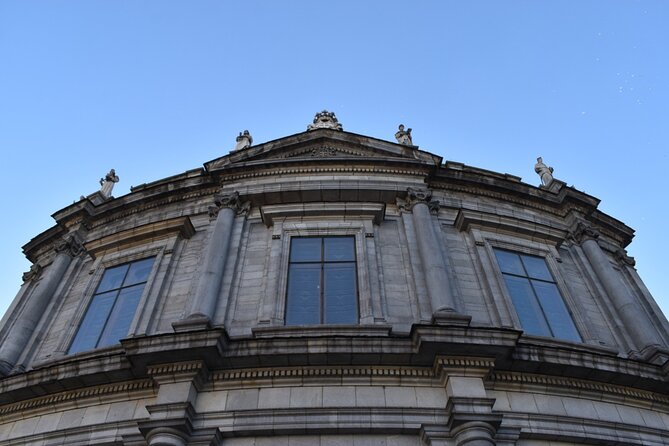 Secrets of La Latina: Self-Guided Puzzle Walk in Madrid - Concluding at La Latina Theater