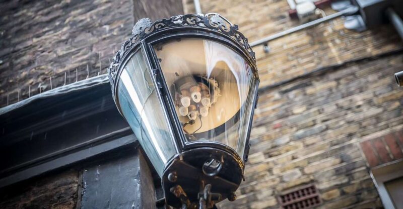 Secrets of London Walking Tour - Starting at Trafalgar Square: The Meeting Point and Introduction