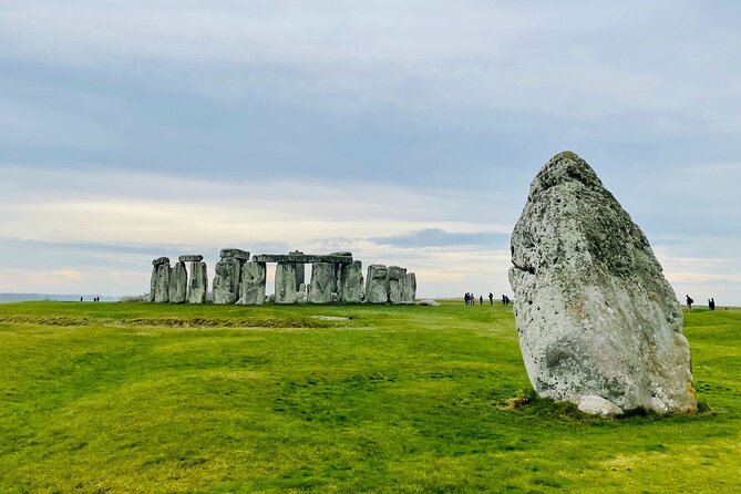 Secrets of Stonehenge Private Half-Day Tour from Bath - Key Points