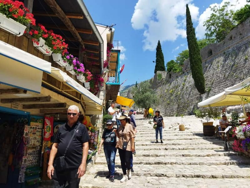 Secrets of the Old Town Bar - A Journey through Millennia - Exploring the Old Town Fortress and Its Strategic Significance