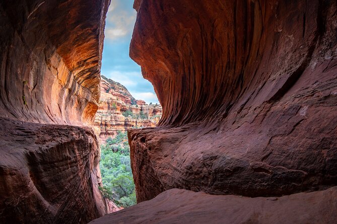 Sedona Arizona Private Hiking Tour: 3 Hours - Snacks, Bottled Water, and Comfort