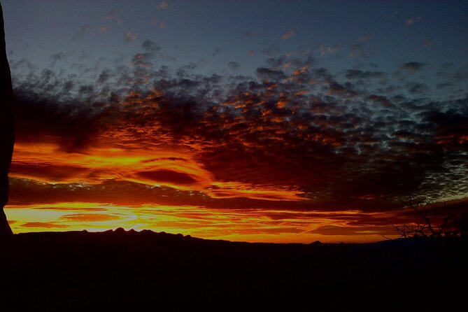 Sedona Dark Sky Sunset & Night Hike Adventure With a Private Guide - Photography Opportunities with Sunset and Night Sky