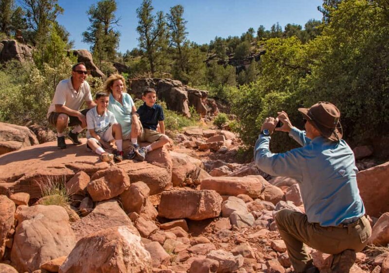Sedona: Diamondback Gulch Pink Jeep Tour - Key Points