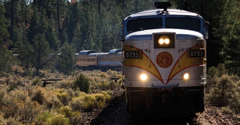 Sedona/Flagstaff: Grand Canyon Tour & First-Class Train Ride - The Van Ride and Scenic Drives in Detail