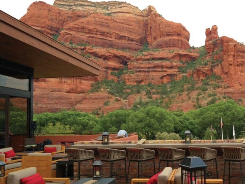 Sedona: Open-Air Van Tour with a Local Guide and 6 Stops - How the Guide Enhances the Experience